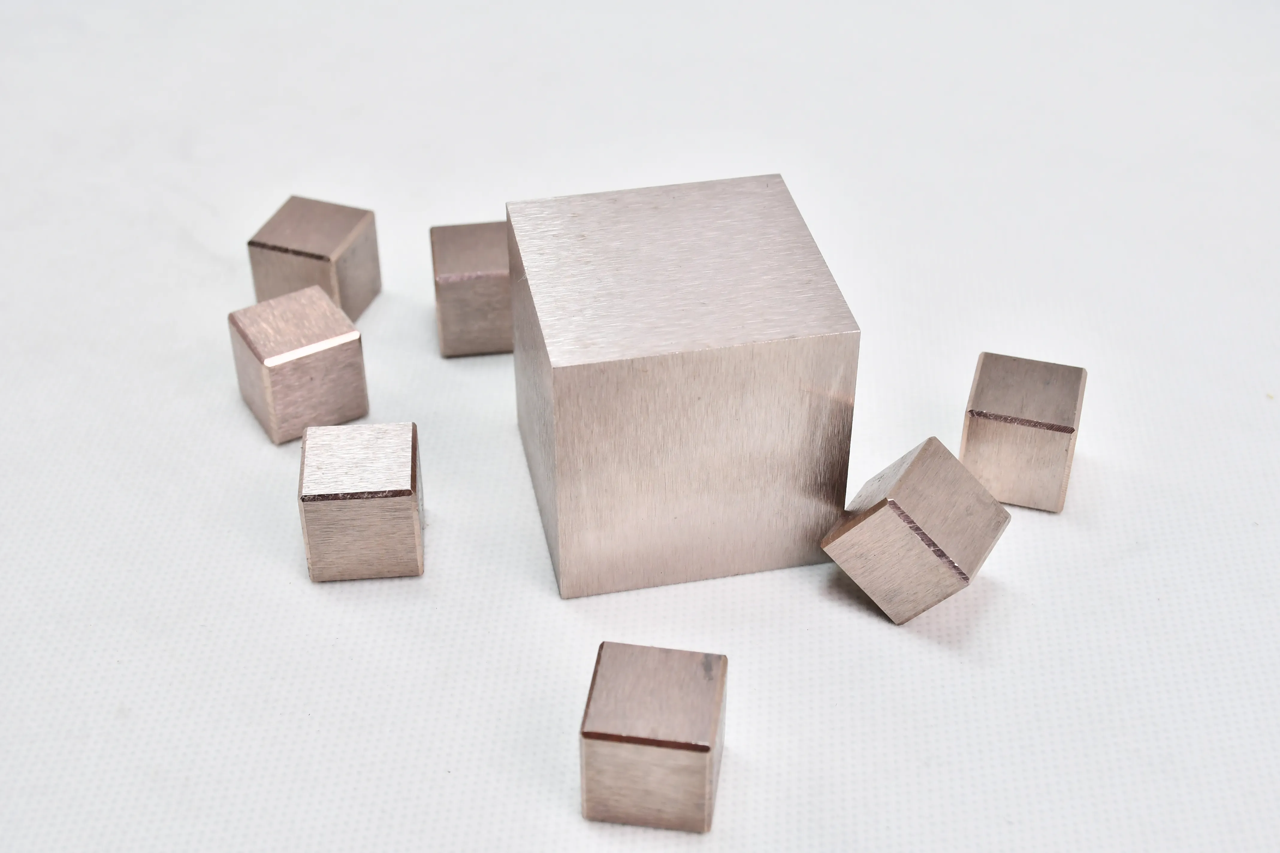 Медны сплаў вальфраму для электрычных прыбораў